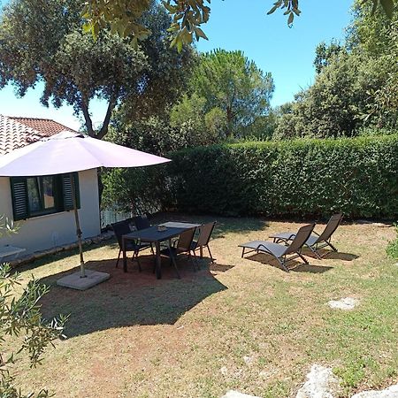 Garden Apartment Pjescana Uvala Ngoại thất bức ảnh