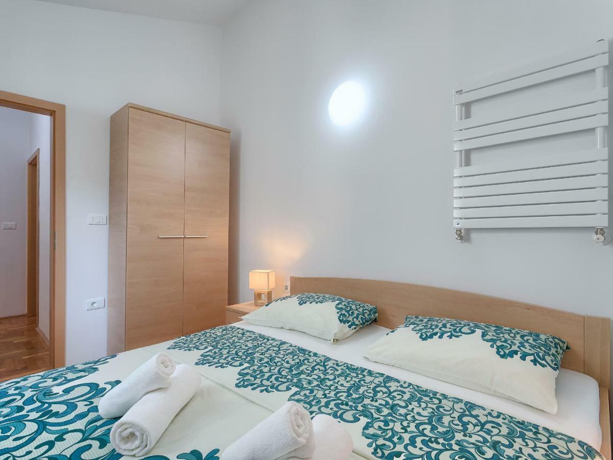 Garden Apartment Pjescana Uvala Ngoại thất bức ảnh